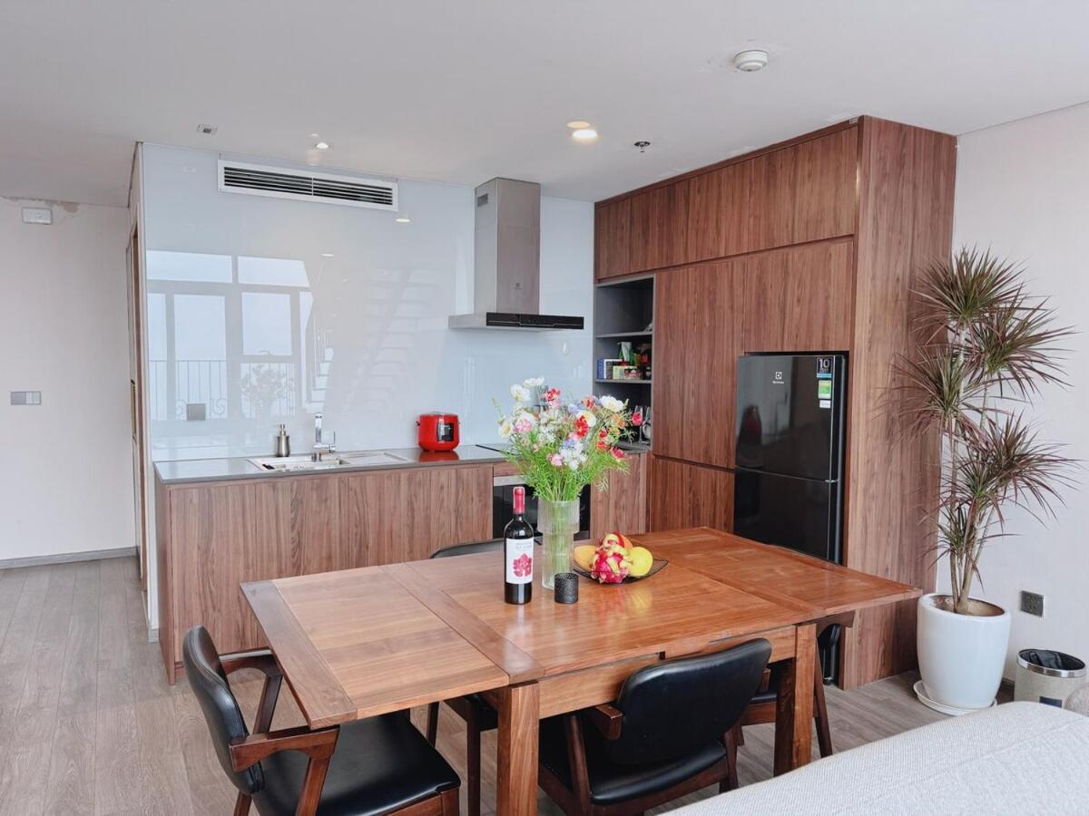 Luxury Duplex-bridge View-walk To Lotte Mall Apartment Hanoi