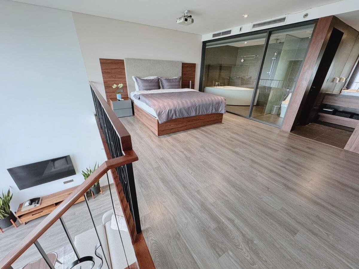 Căn hộ Luxury Duplex-bridge View-walk To Lotte Mall Hà Nội