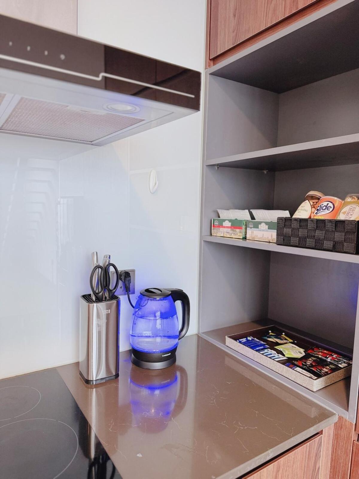 Luxury Duplex-bridge View-walk To Lotte Mall * Hà Nội